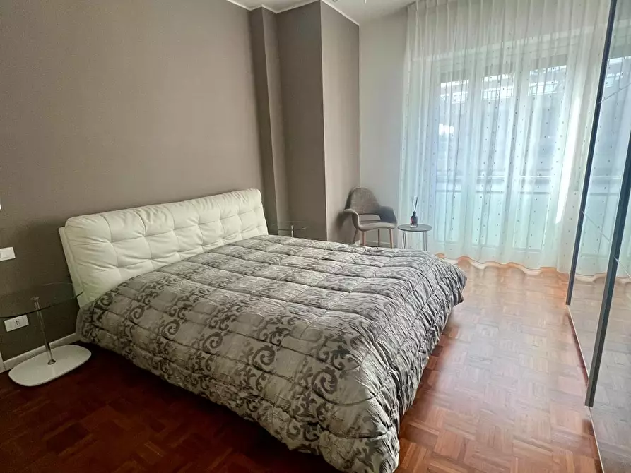 Immagine 13 di Quadrilocale in vendita  in Corso Umberto I 233 a Montesilvano