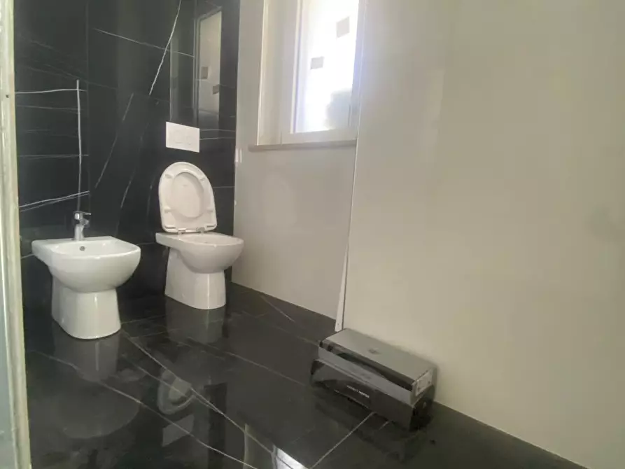 Immagine 9 di Villa in vendita  in Via Ugo Foscolo 37 a Montesilvano