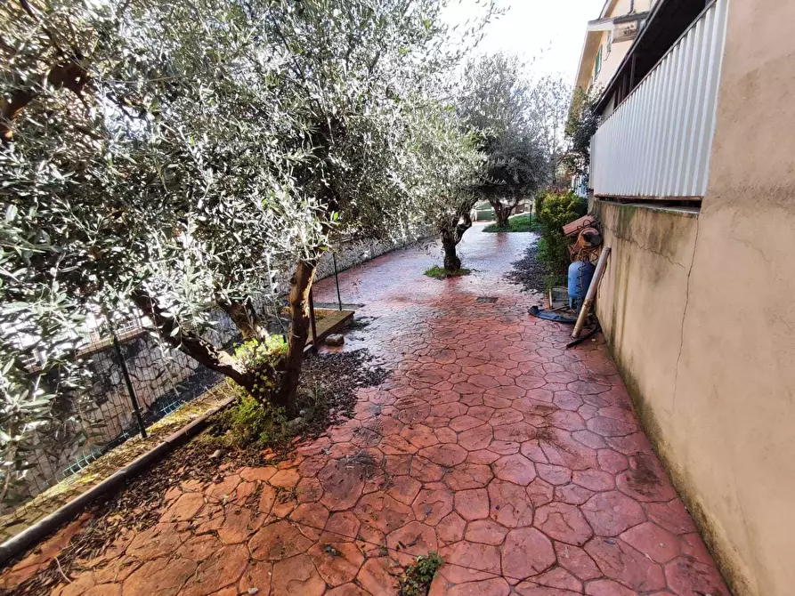 Immagine 8 di Trilocale in vendita  in via niccolò tommaseo 51 a Guidonia Montecelio