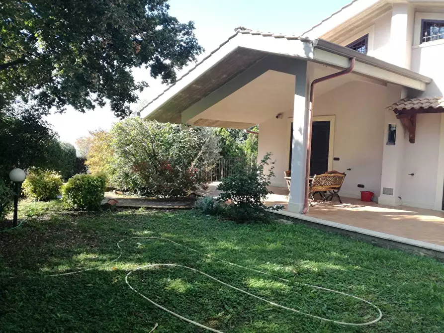 Immagine 3 di Villa in vendita  in Via Giuseppe Verdi 41 a Marcellina