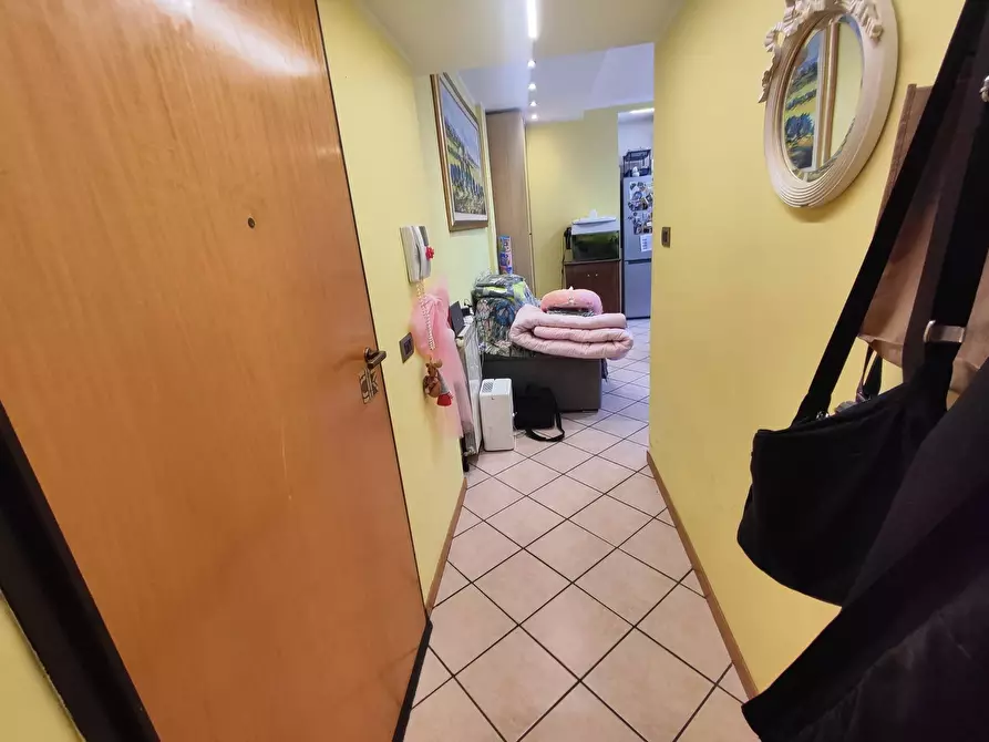Immagine 14 di Trilocale in vendita  in Via Gaetano Donizetti 50 a Guidonia Montecelio