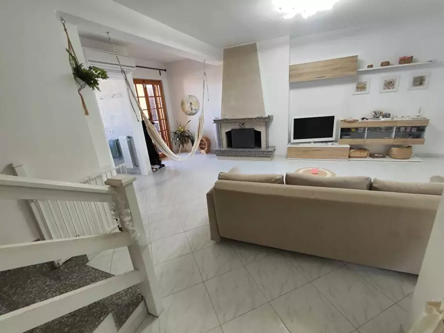 Immagine 12 di Villetta a schiera in vendita  in via colle mitriano 16 a Guidonia Montecelio