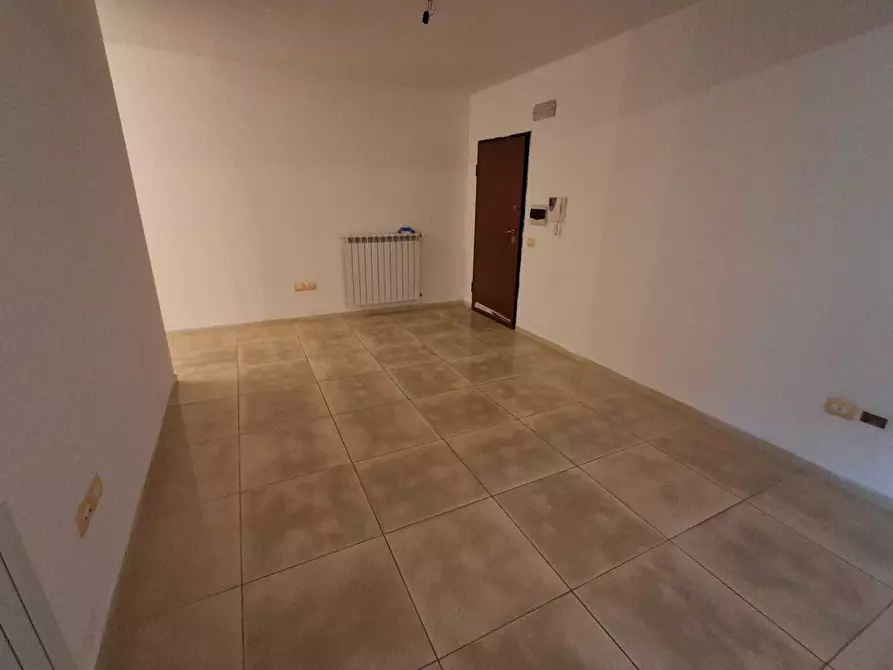 Immagine 16 di Trilocale in vendita  in via nicolo paganini a Guidonia Montecelio