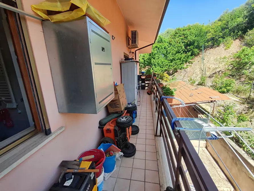 Immagine 9 di Trilocale in vendita  in Via Gaetano Donizetti 50 a Guidonia Montecelio