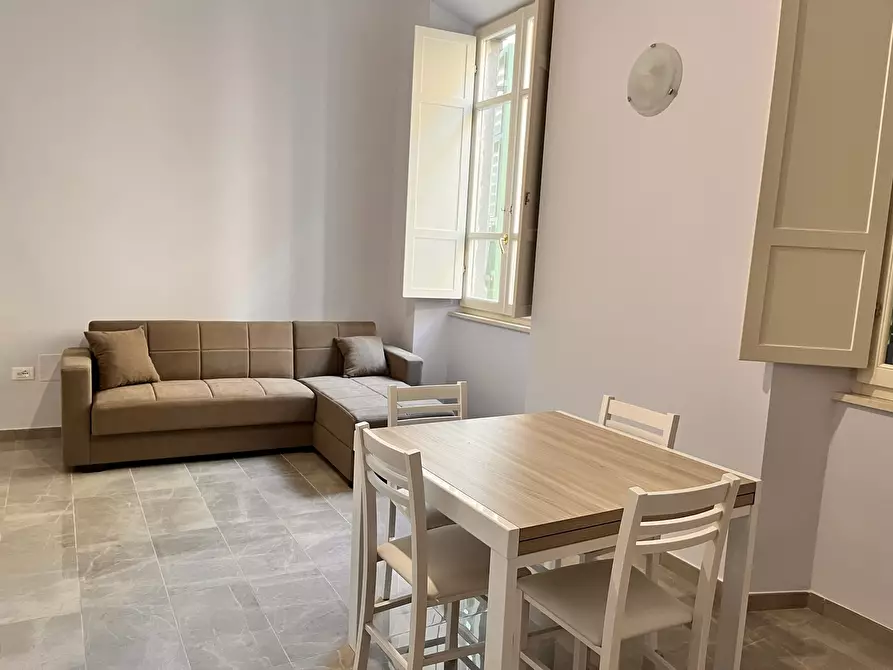 Immagine 10 di Bilocale in affitto  in Piazza del Popolo 16 a Ascoli Piceno