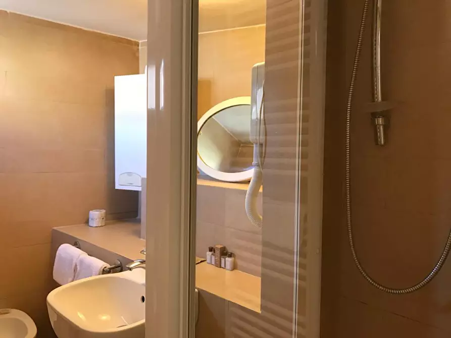 Immagine 21 di Casa indipendente in vendita  in Piazza San Tommaso a Ascoli Piceno