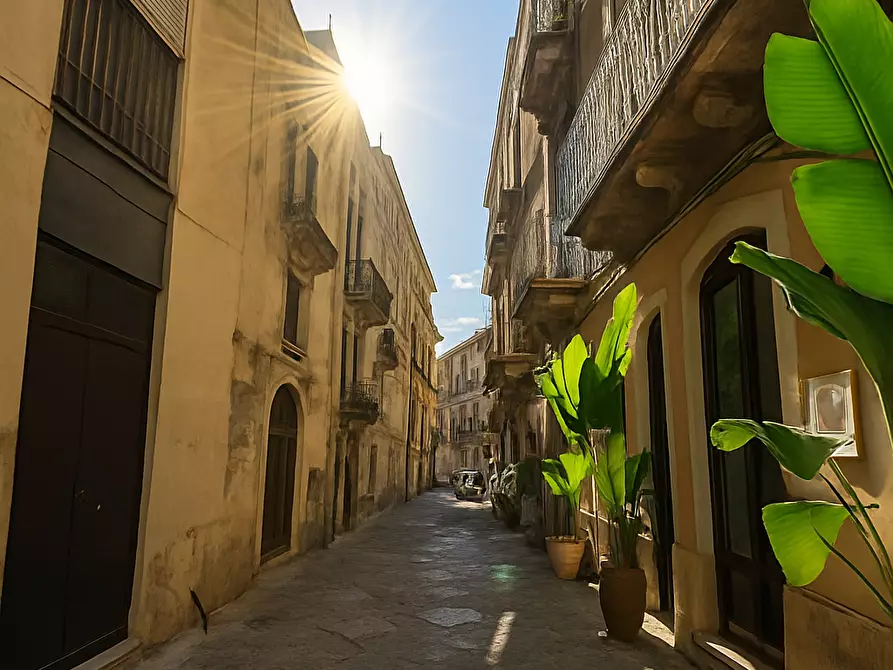 Immagine 25 di Appartamento in vendita  in VIA DEI CANDELAI 44 a Siracusa