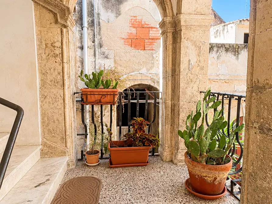 Immagine 4 di Monolocale in vendita  in Via Vittorio Veneto 155 a Siracusa
