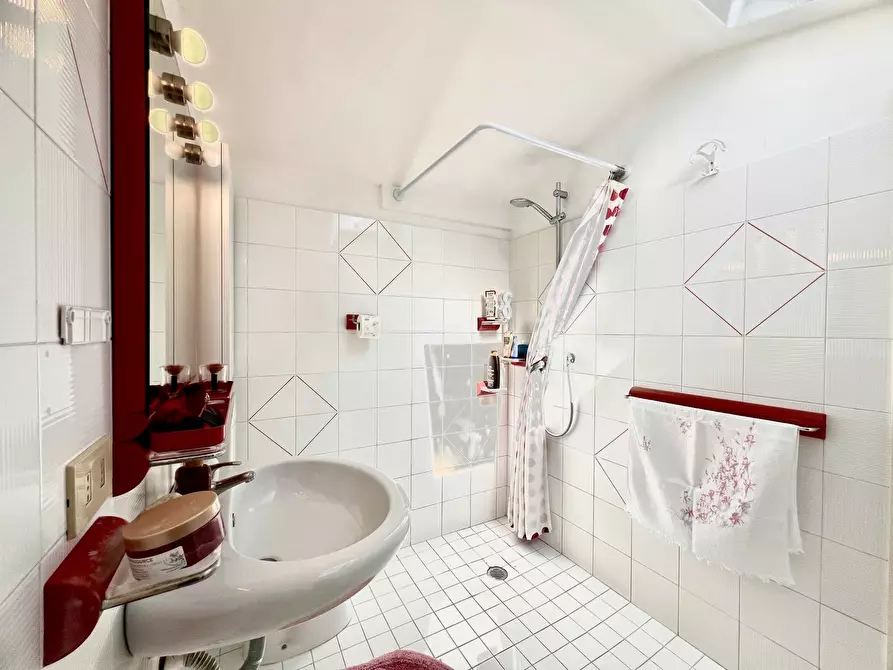 Immagine 22 di Porzione di casa in vendita  in Via Chiesa di Tipano 153 a Cesena