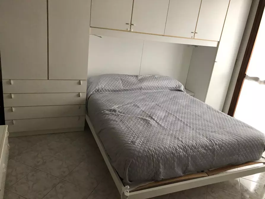 Immagine 15 di Bilocale in affitto  in Via Aristo e Giuseppe Isola 43 a Parma