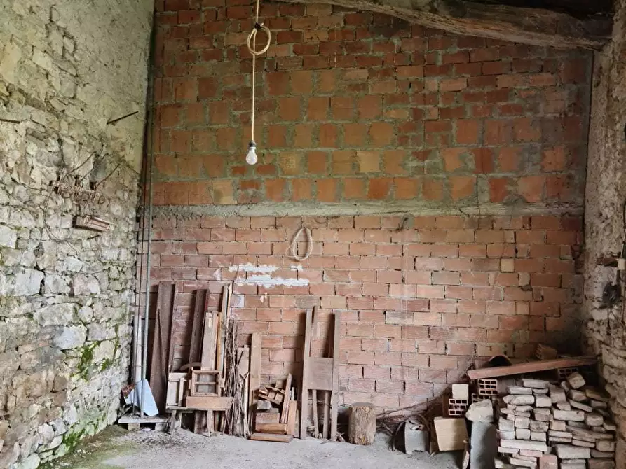 Immagine 3 di Porzione di casa in vendita  in via cava 2 a Neviano Degli Arduini