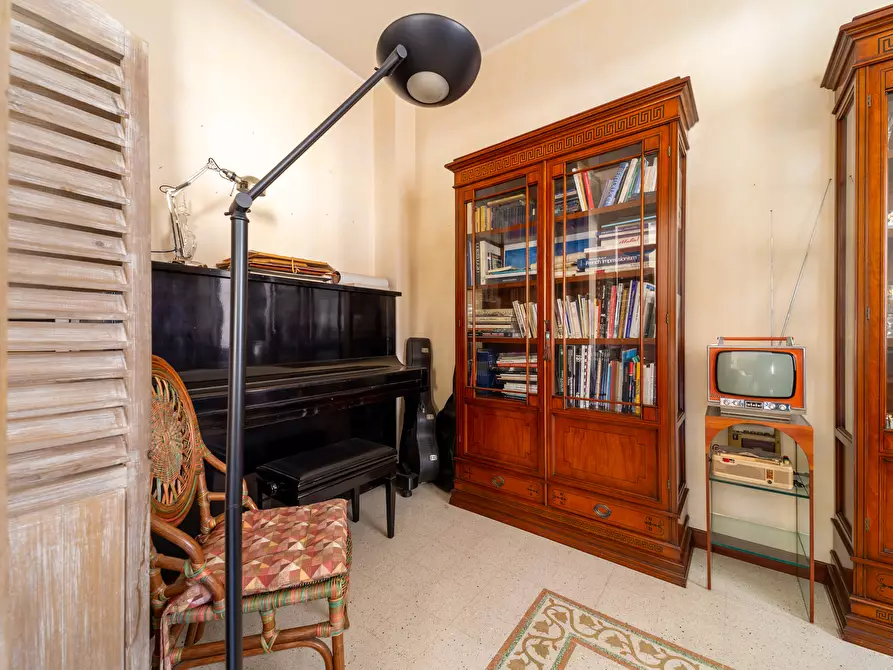 Immagine 14 di Attico in vendita  in Via Padre Lino 6 a Parma