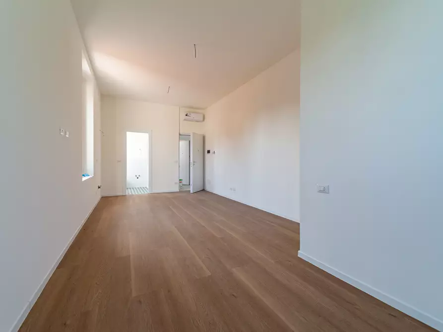 Immagine 9 di Monolocale in vendita  in Via Oreste Grassi 35 a Parma