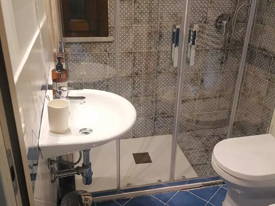 Immagine 16 di Trilocale in vendita  a Palermo