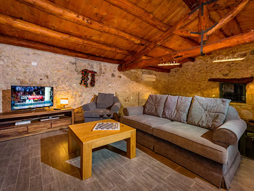 Immagine 25 di Rustico / casale in vendita  in CONTRADA CARDONE SNC a Castellammare Del Golfo