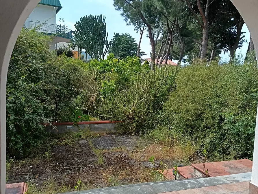 Immagine 8 di Villa in vendita  a Trabia