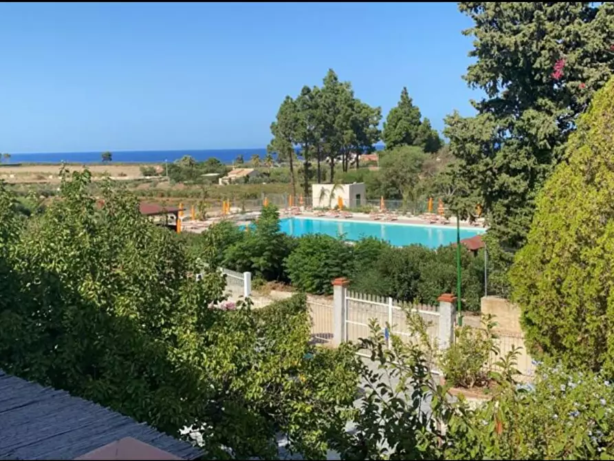 Immagine 5 di Villetta a schiera in affitto  a Castellammare Del Golfo