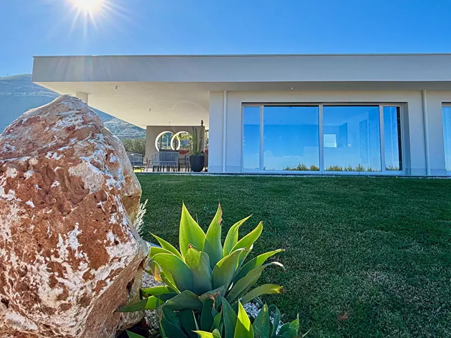 Immagine 18 di Villa in vendita  a Castellammare Del Golfo