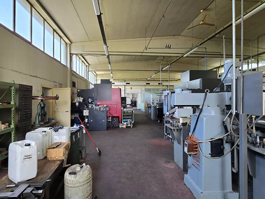 Immagine 9 di Capannone industriale in vendita  in Via Sandro pertini 9 a Miradolo Terme