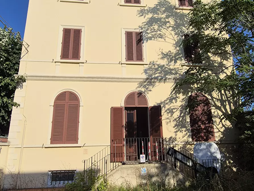 Immagine 2 di Ufficio in vendita  in Via Ugo Bassi 34 a Montecatini Terme