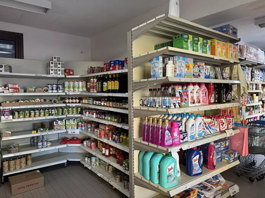 Immagine 4 di Attività commerciale in vendita  in Via Cavour 18 a Sant'angelo Lodigiano