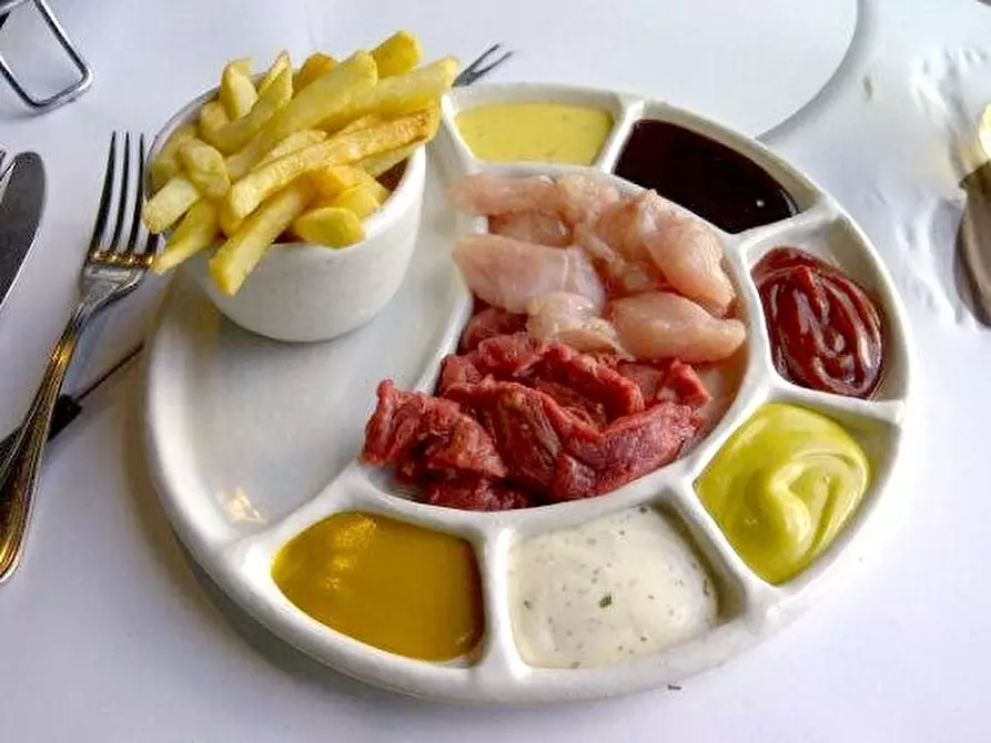 Immagine 2 di Bar / Ristorante in vendita  in Via Vecchia Paullese 9 a Pantigliate