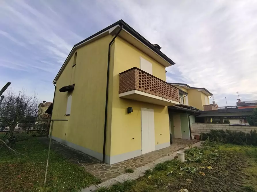 Immagine 23 di Casa bifamiliare in vendita  a Casalmaggiore