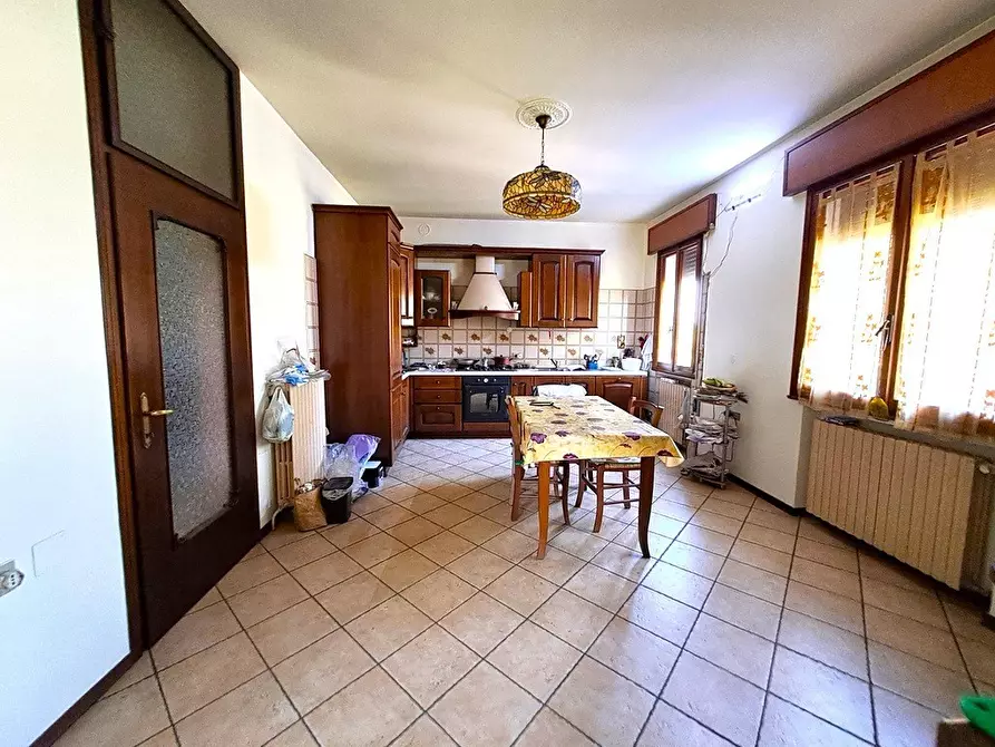 Immagine 5 di Casa indipendente in vendita  a Rovigo