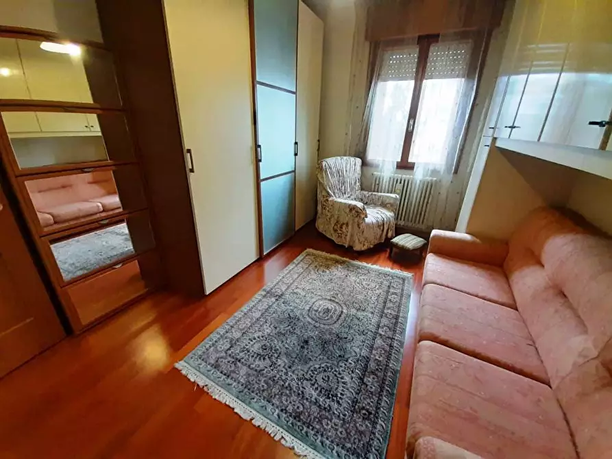 Immagine 16 di Appartamento in vendita  a Rovigo