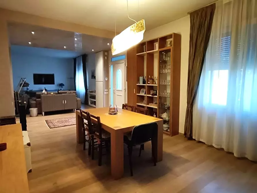 Immagine 6 di Porzione di casa in vendita  a San Martino Di Venezze