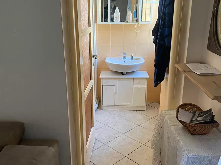 Immagine 10 di Porzione di casa in vendita  a San Remo