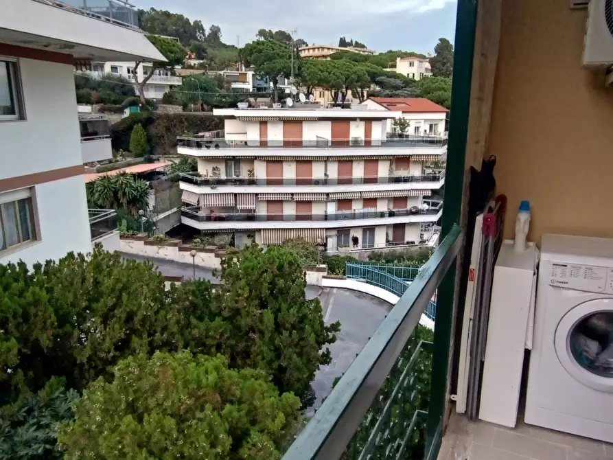 Immagine 5 di Monolocale in vendita  a San Remo