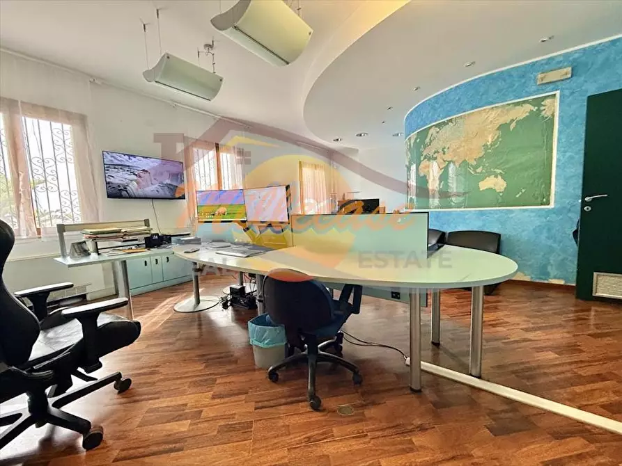 Immagine 18 di Villa in vendita  in Via Luigi Capuana a Siracusa