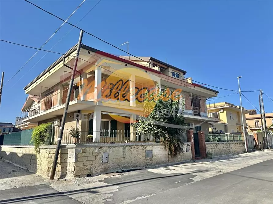 Immagine 1 di Villa in vendita  in Via Monte Cammarata a Siracusa