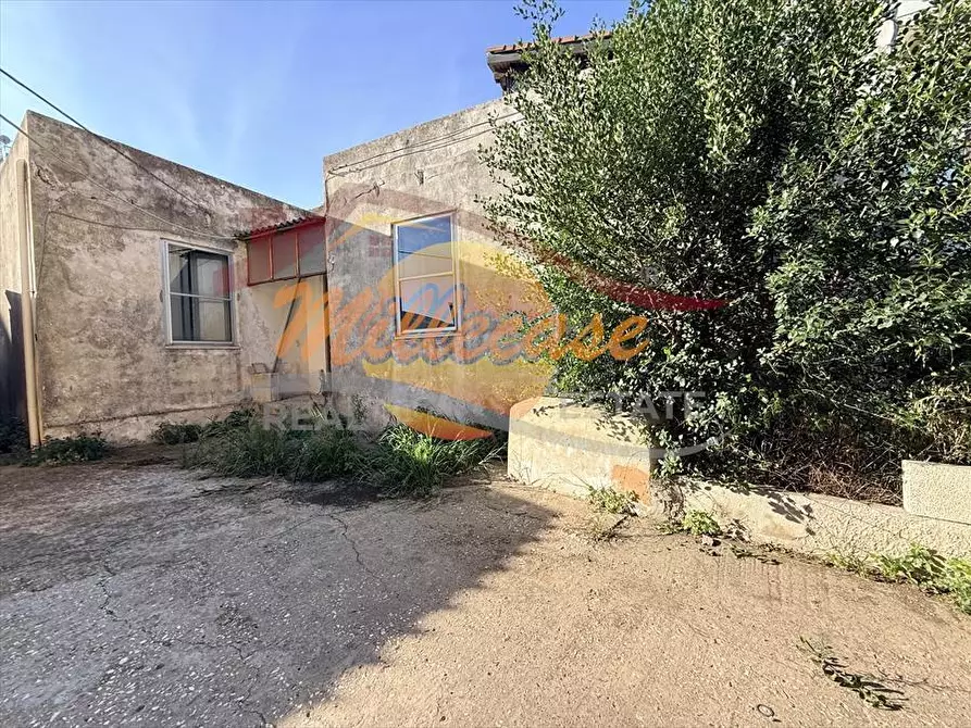 Immagine 16 di Villa in vendita  in Via Franca Maria Gianni a Siracusa