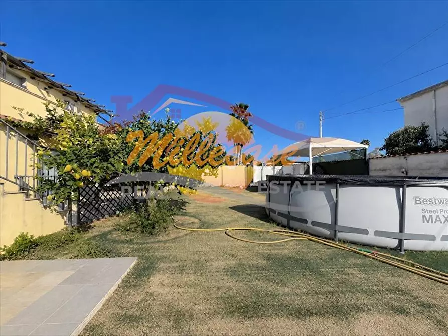 Immagine 4 di Villa in vendita  in Via Elorina a Siracusa