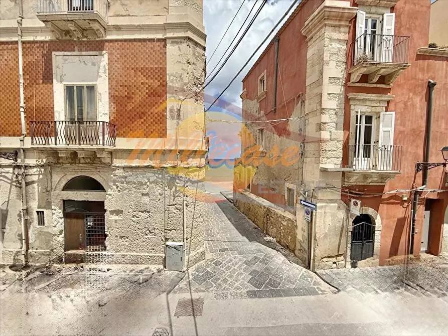 Immagine 3 di Quadrilocale in vendita  in VIA VITTORIO VENETO a Siracusa