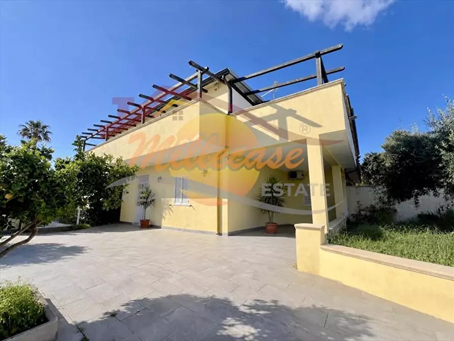 Immagine 1 di Villa in vendita  in Via Elorina a Siracusa