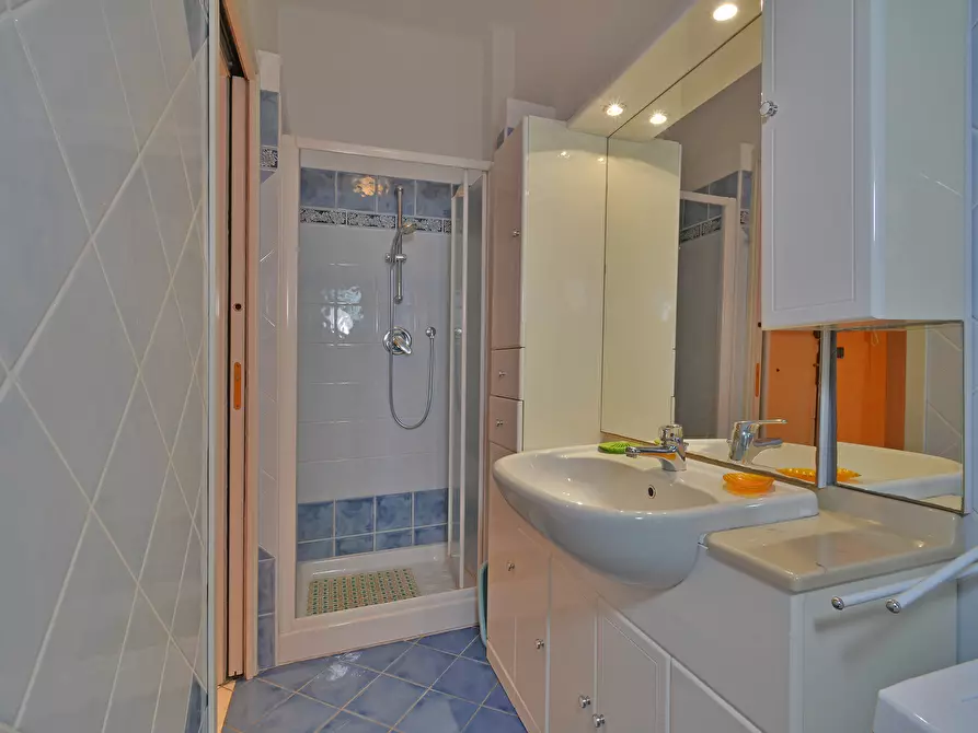 Immagine 10 di Appartamento in affitto  in via aurelia 70 a San Bartolomeo Al Mare