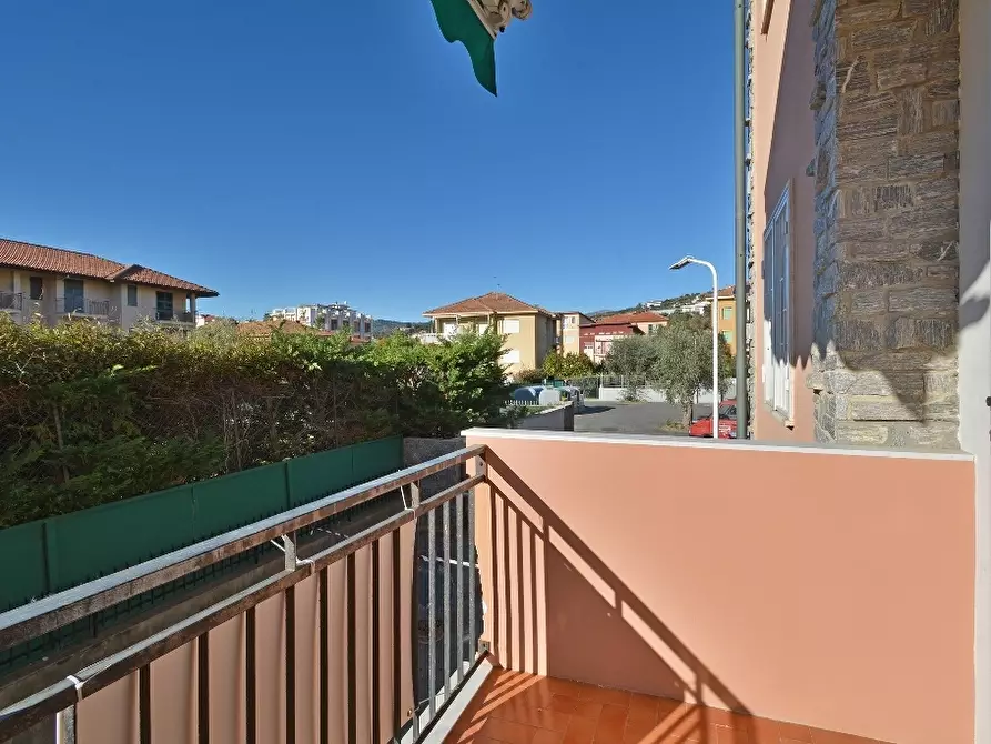 Immagine 29 di Bilocale in vendita  in Largo Parodi 1 a San Bartolomeo Al Mare