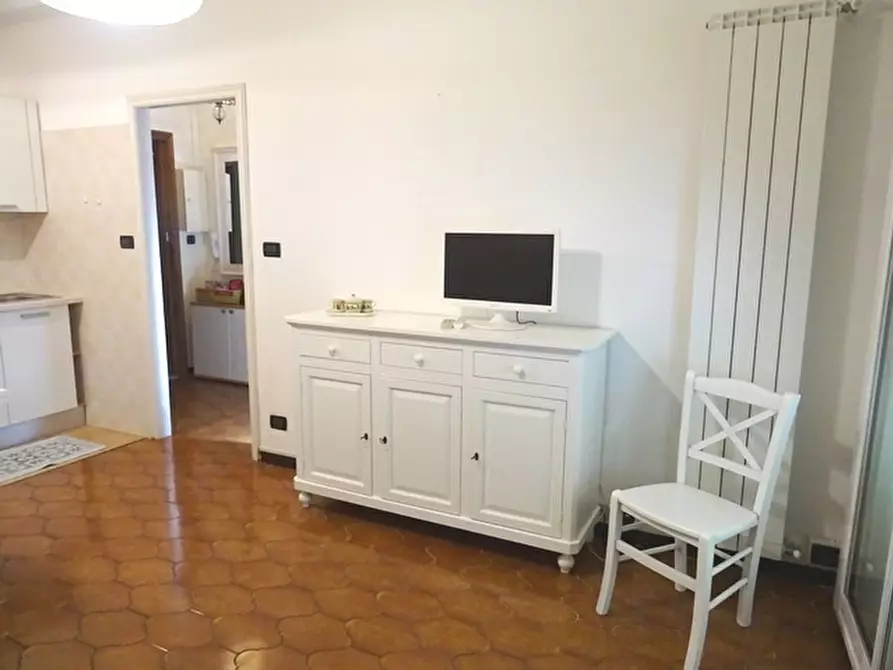 Immagine 34 di Bilocale in affitto  in Via Sicilia 11 a San Bartolomeo Al Mare