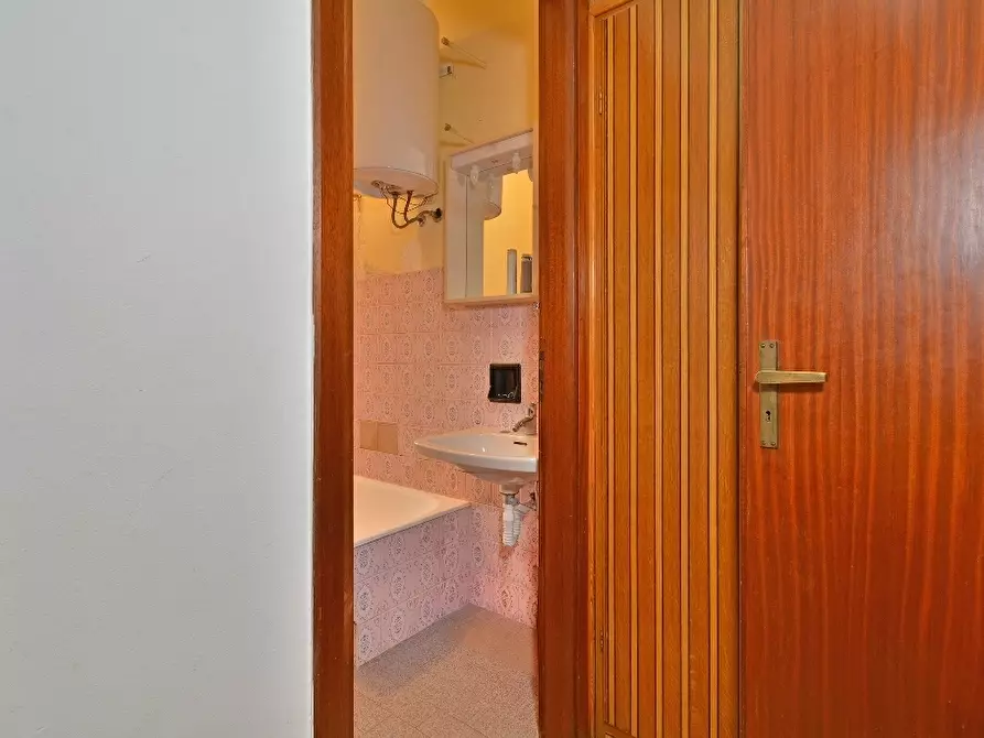 Immagine 29 di Bilocale in vendita  in Via Roma 123 a San Bartolomeo Al Mare