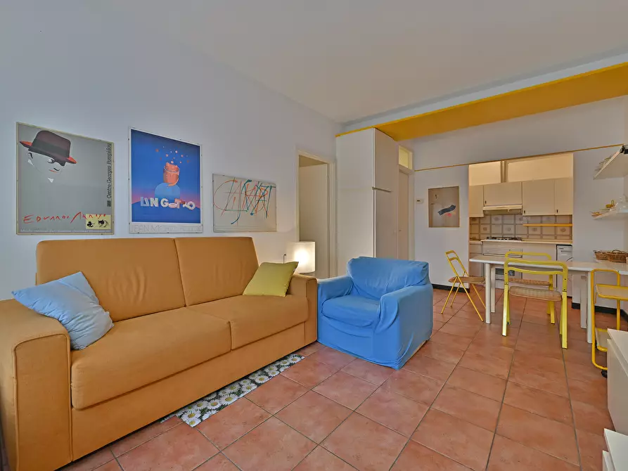 Immagine 1 di Bilocale in vendita  in Piazza Sant'Anna 1 a San Bartolomeo Al Mare