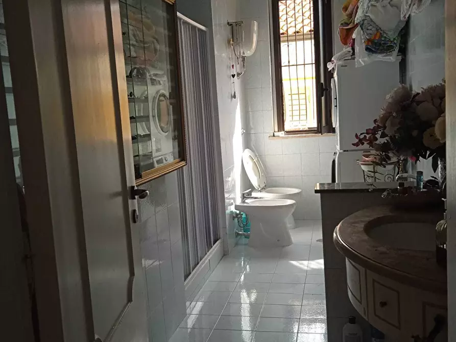 Immagine 42 di Pentalocale in vendita  in Via Antonio d' Ippolito a Lamezia Terme