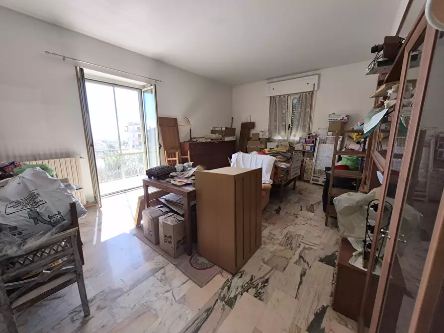 Immagine 5 di Pentalocale in vendita  in Via Guglielmo Marconi 168 a Lamezia Terme