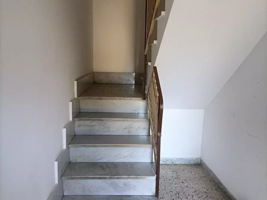Immagine 12 di Porzione di casa in vendita  in Via Guglielmo Marconi a Lamezia Terme