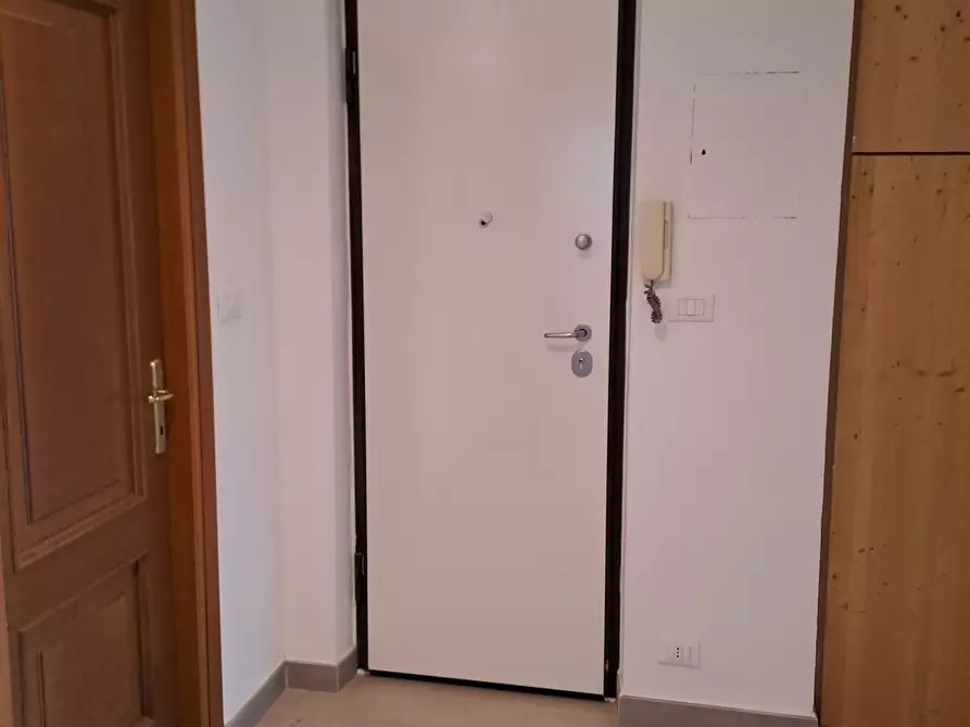 Immagine 2 di Trilocale in affitto  in VIALE 24 MAGGIO 31 a Collegno