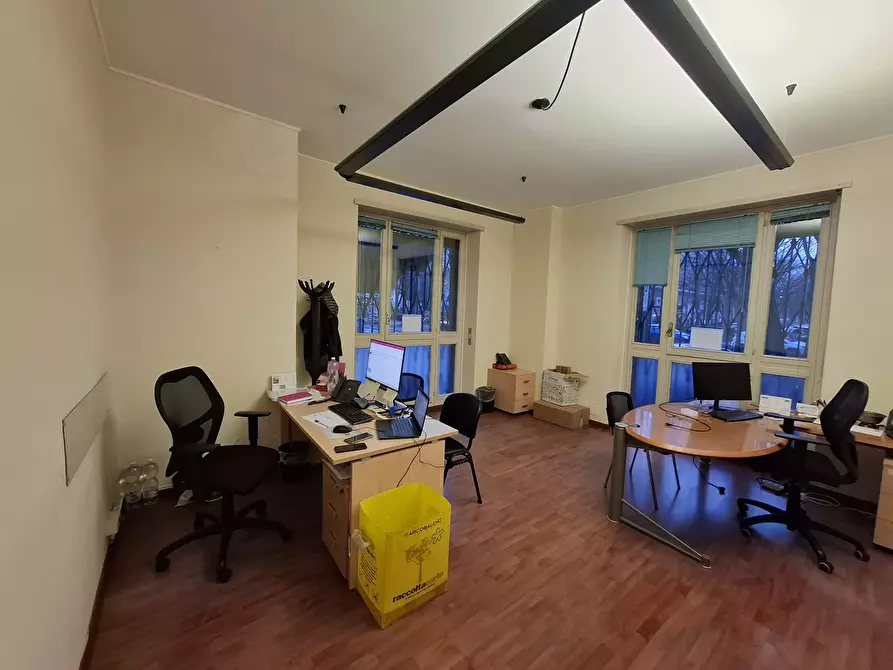 Immagine 1 di Ufficio in affitto  in Corso Duca degli Abruzzi 15 a Torino