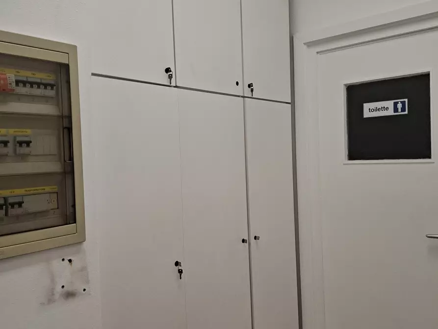 Immagine 10 di Ufficio in affitto  in Corso Duca degli Abruzzi 15 a Torino