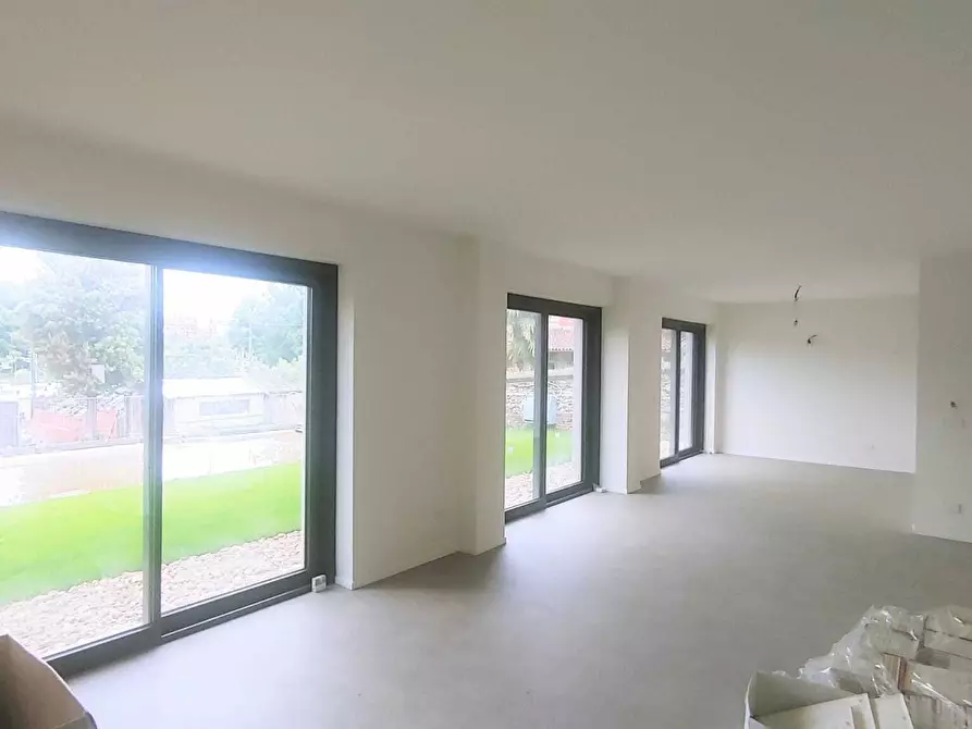 Immagine 4 di Casa indipendente in affitto  a Torino